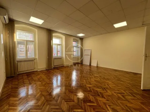 Rent, office space, 157m², Centar, Novi Sad