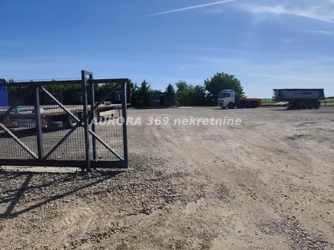 Izdavanje, plac, 5200m², Rumenka, Novi Sad Sve Podlokacije - image 1