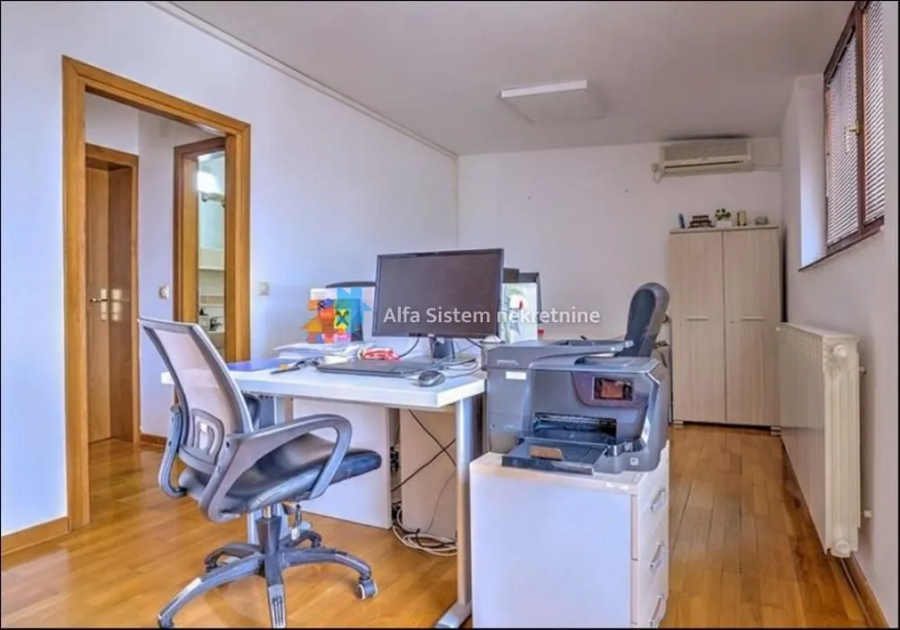 Rent, house, 270m², Mirijevo 1, Mirijevo Sve Podlokacije