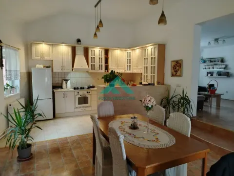 Prodaja, kuća, 286m², Kaludjerica, Grocka - image 10