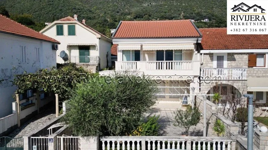 Prodaja, kuća, 169m², Đenovići, Herceg Novi