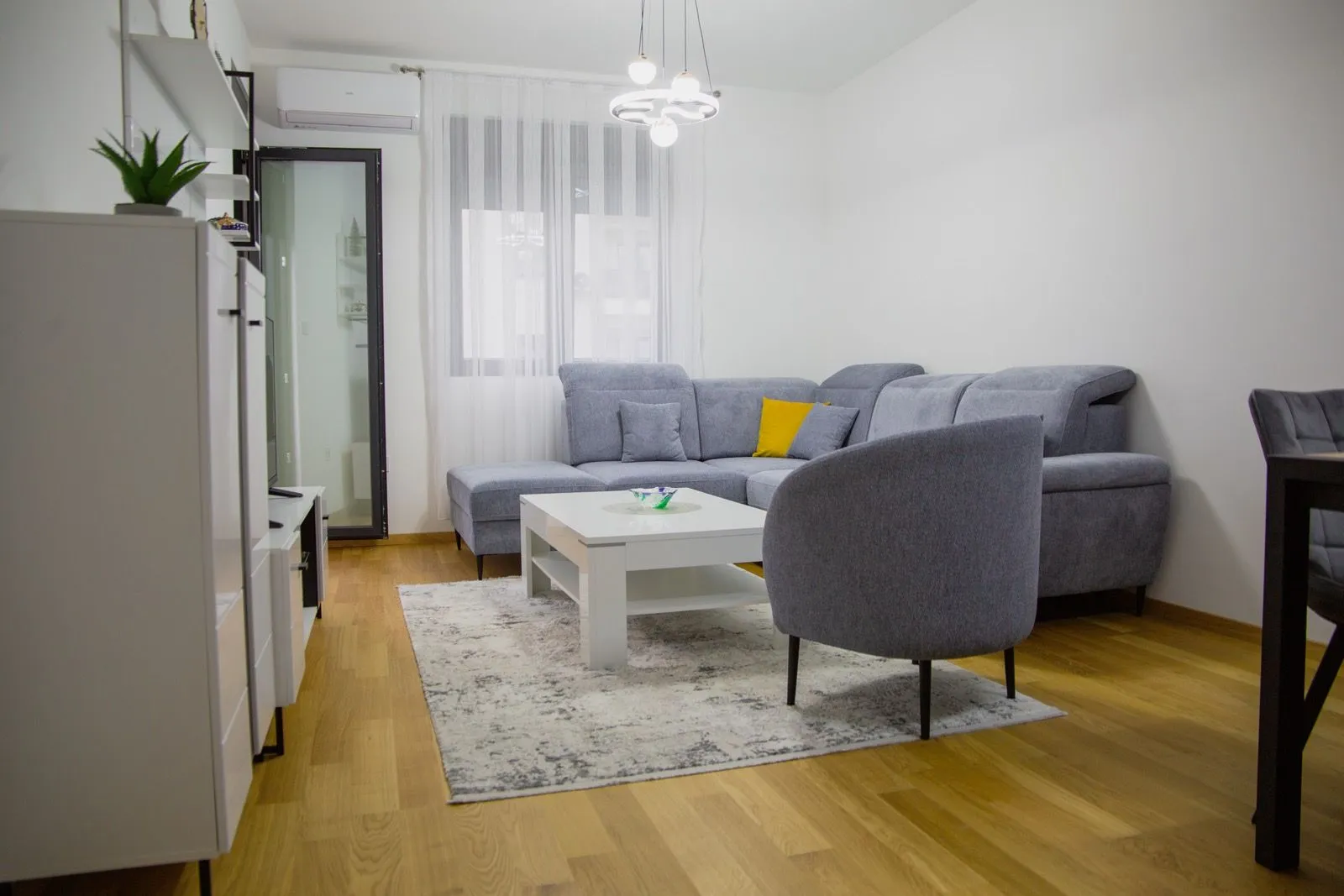 Izdavanje, stan, 49m², City Kvart, Podgorica