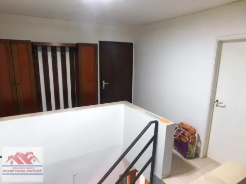 Sale, house, 250m², Ćava, Kragujevac - image 55