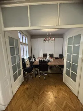 Rent, office space, 110m², Botanička Bašta, Palilula Sve Podlokacije - image 10
