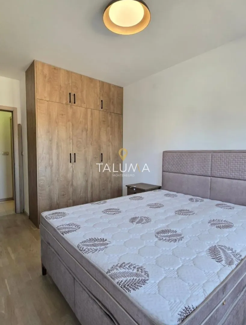Rent, two bedroom apartment, 70m², City Kvart, Podgorica