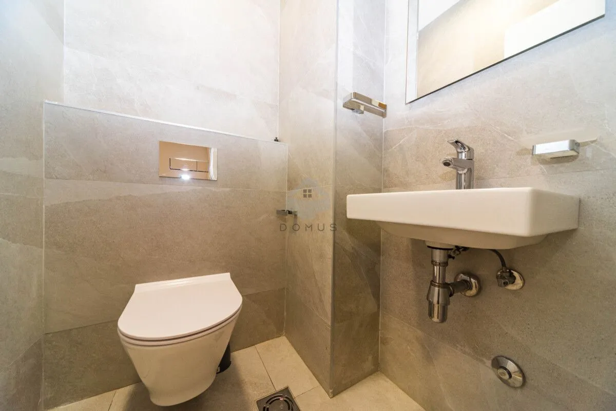 Rent, two bedroom apartment, 71m², Central Point, Podgorica