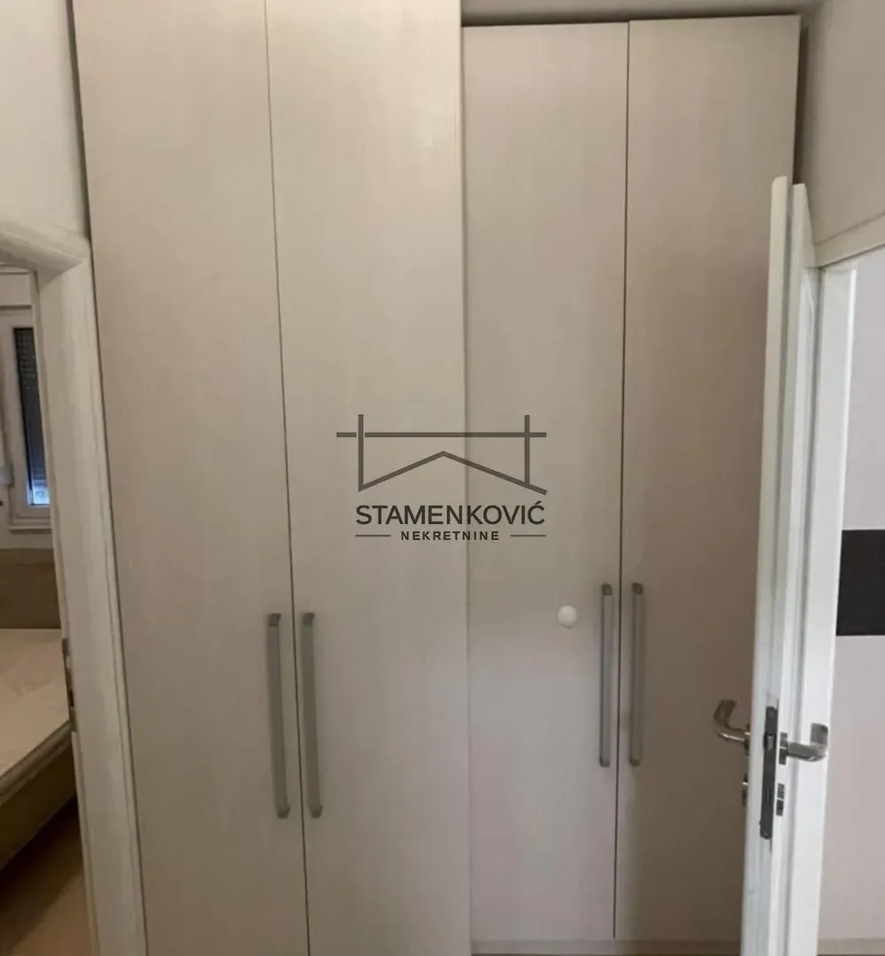 Izdavanje, četvorosoban stan, 80m², Liman 1, Novi Sad Sve Podlokacije