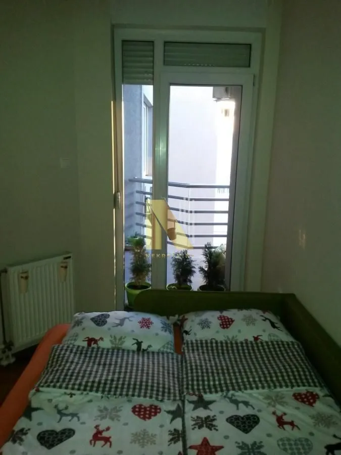 Izdavanje, dvosoban stan, 47m², Bulevar Oslobodjenja, Novi Sad Sve Podlokacije