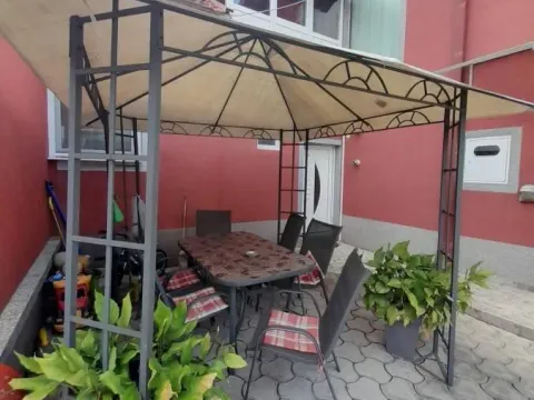 Prodaja, kuća, 240m², Tabane, Jagodina - image 23