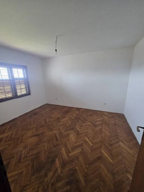 Sale, house, 272m², Šušanj, Bar