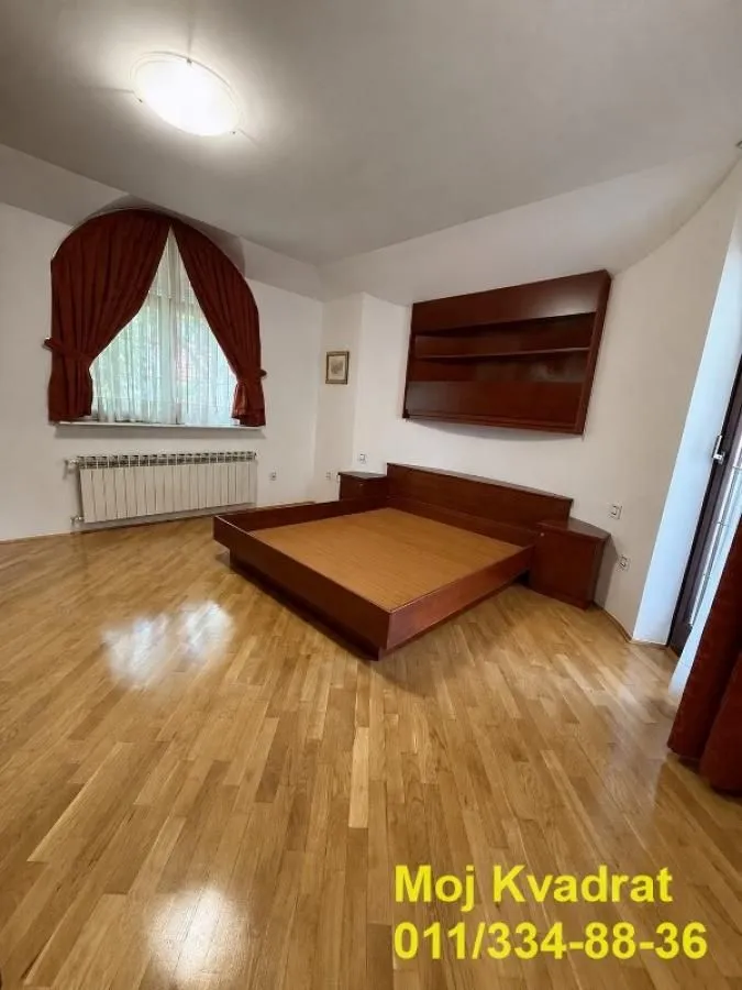 Rent, house, 312m², Voždovac Sve Podlokacije, Beograd