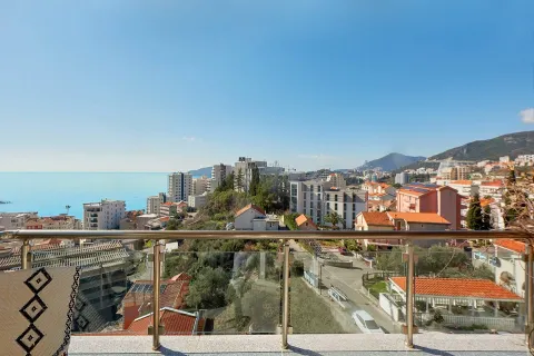 Prodaja, četvorosoban stan, 150m², Bečići, Budva - image 17
