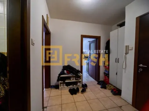 Prodaja, dvosoban stan, 73m², Blok 9, Podgorica - image 11