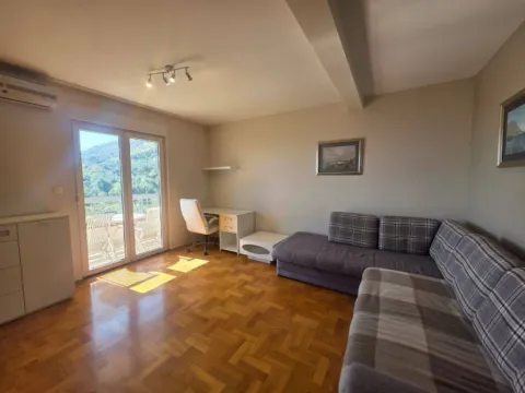 Sale, one bedroom apartment, 55m², Petrovac, Budva - image 10