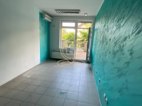 Rent, office space, 20m², Čukarica, Beograd - image 2