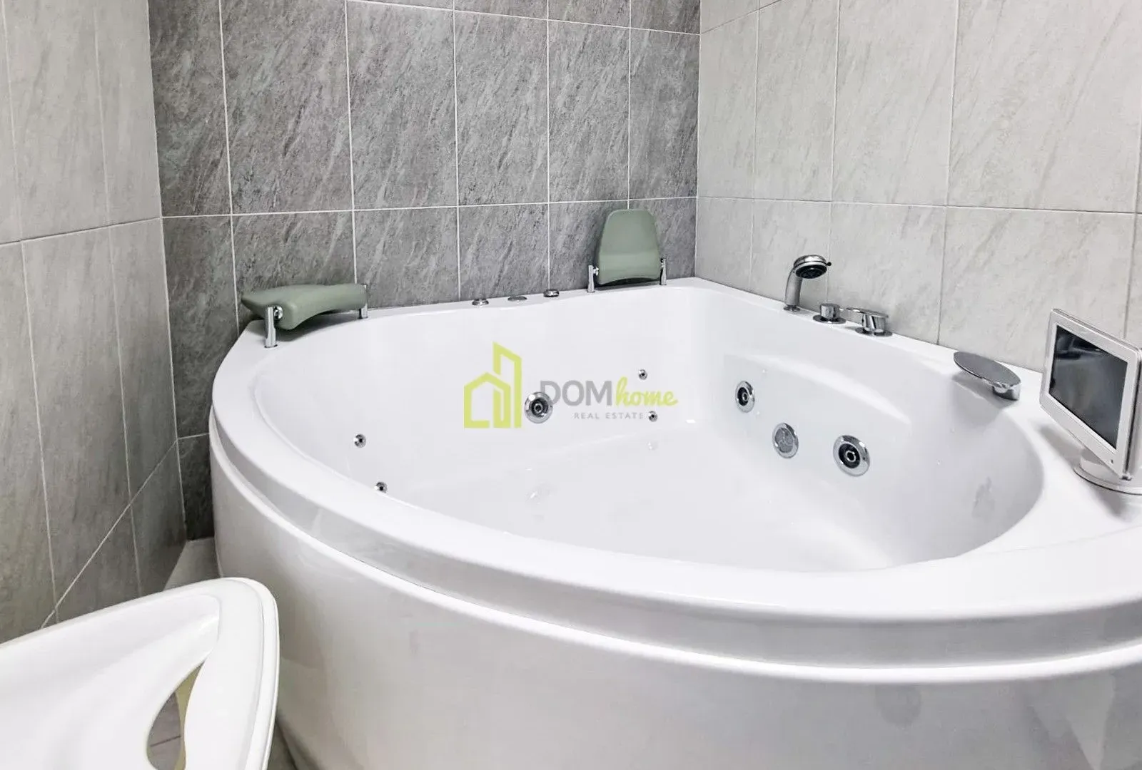 Sale, three bedroom apartment, 95m², Rozino, Budva