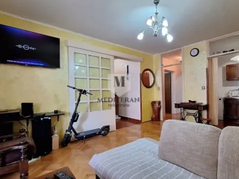 Prodaja, trosoban stan, 90m², Topla, Herceg Novi