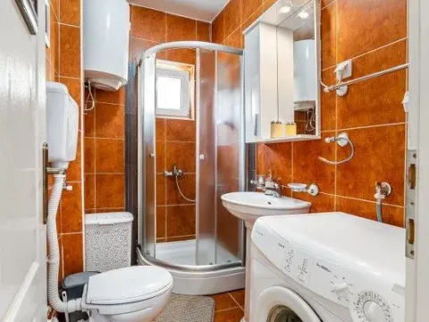 Prodaja, jednosoban stan, 43m², Prčanj, Kotor - image 5