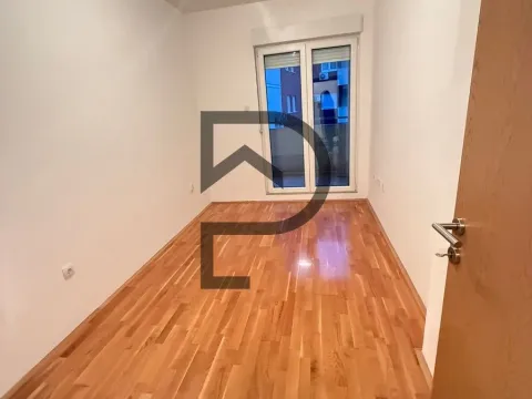 Izdavanje, stan, 49m², Ljubović, Podgorica - image 2