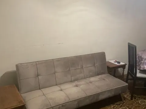 Izdavanje, trosoban stan, 44m², Višnjička Banja, Palilula Sve Podlokacije - image 2