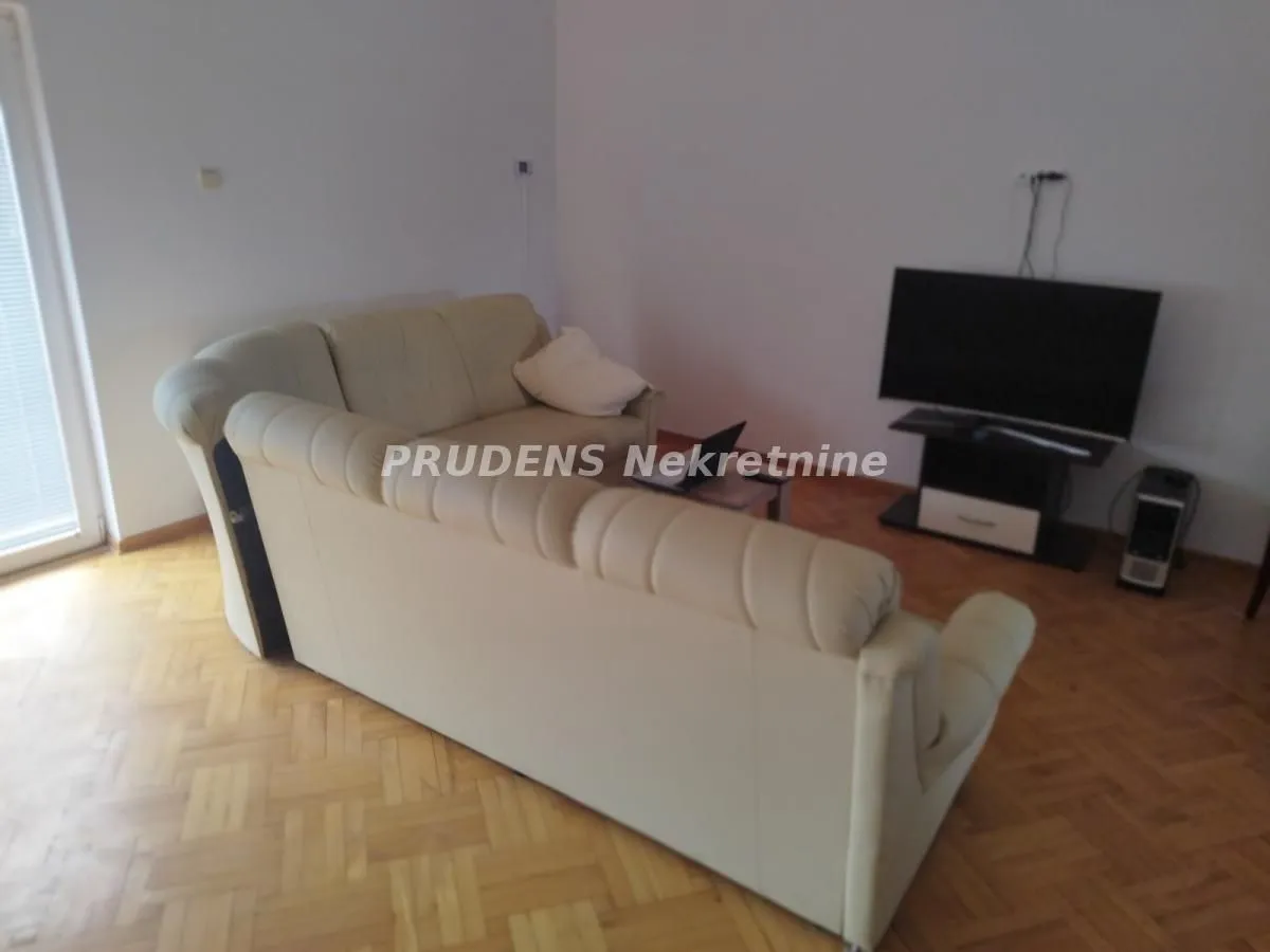 Rent, apartment, 100m², Surčin, Beograd
