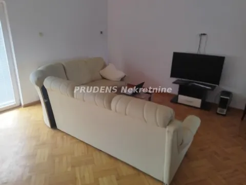 Rent, apartment, 100m², Surčin, Beograd - image 2