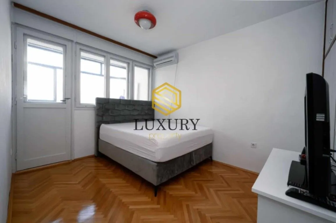 Prodaja, dvosoban stan, 70m², Gintaš, Podgorica