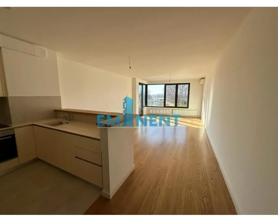 Rent, four bedroom apartment, 123m², Stari Grad, Beograd