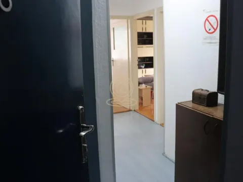 Izdavanje, dvosoban stan, 48m², Kragujevac, Srbija - image 12