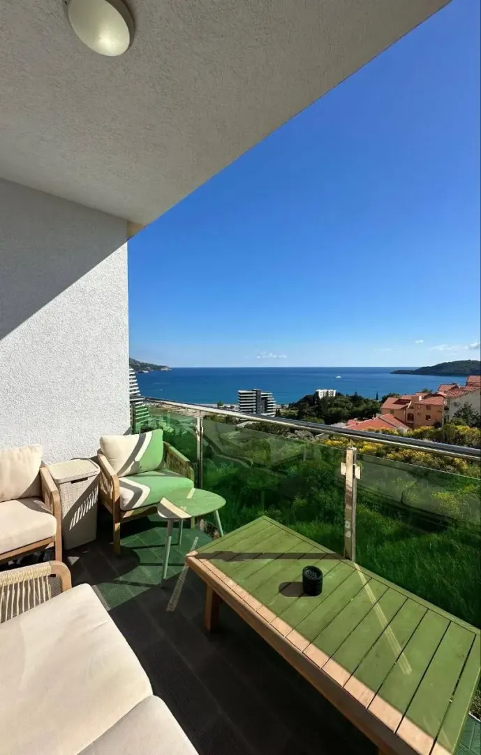 Sale, two bedroom apartment, 81m², Bečići, Budva