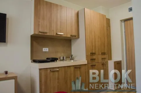Izdavanje, garsonjera, 22m², Preko Morače, Podgorica - image 5