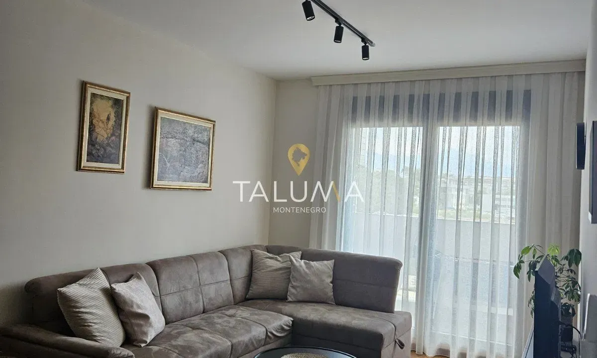 Prodaja, dvosoban stan, 70m², Tološi, Podgorica