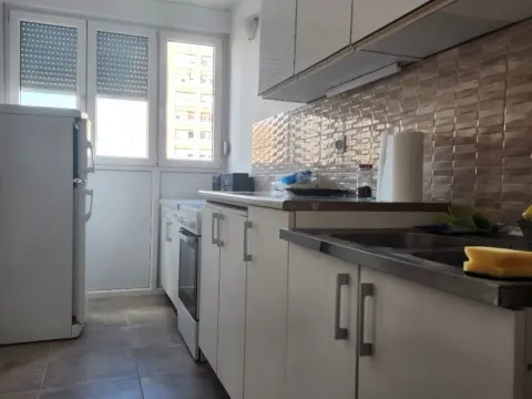 Rent, office space, 75m², Bulevar Oslobodjenja, Novi Sad Sve Podlokacije - image 12