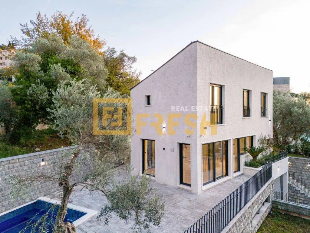 Sale, house, 240m², Budva, Crna Gora
