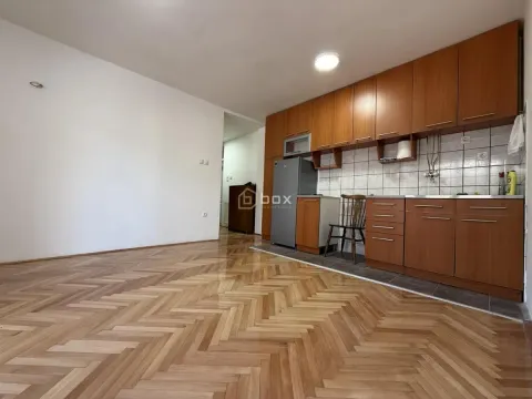 Prodaja, jednosoban stan, 38m², Dom zdravlja, Niš - image 2