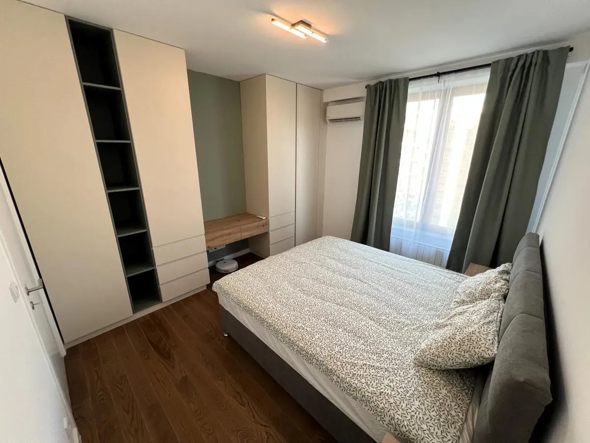 Rent, one bedroom apartment, 55m², Bulevar, Niš