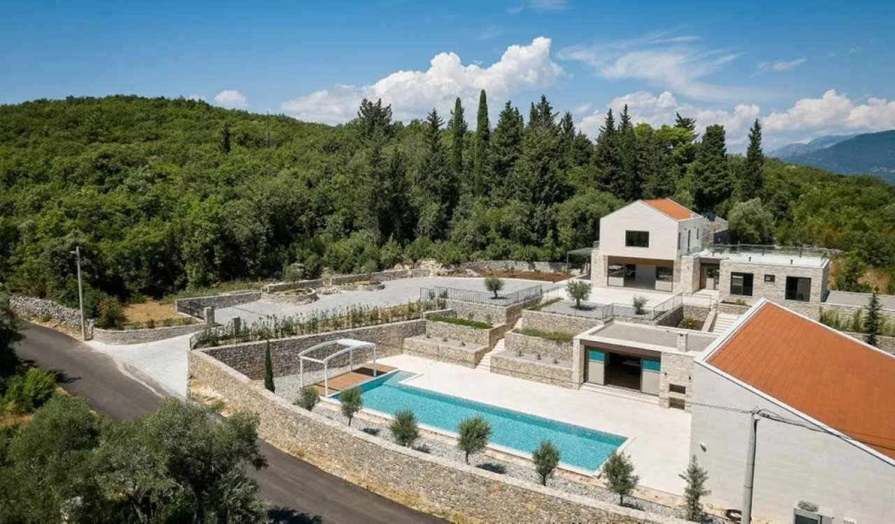 Sale, house, 432m², Tivat, Crna Gora