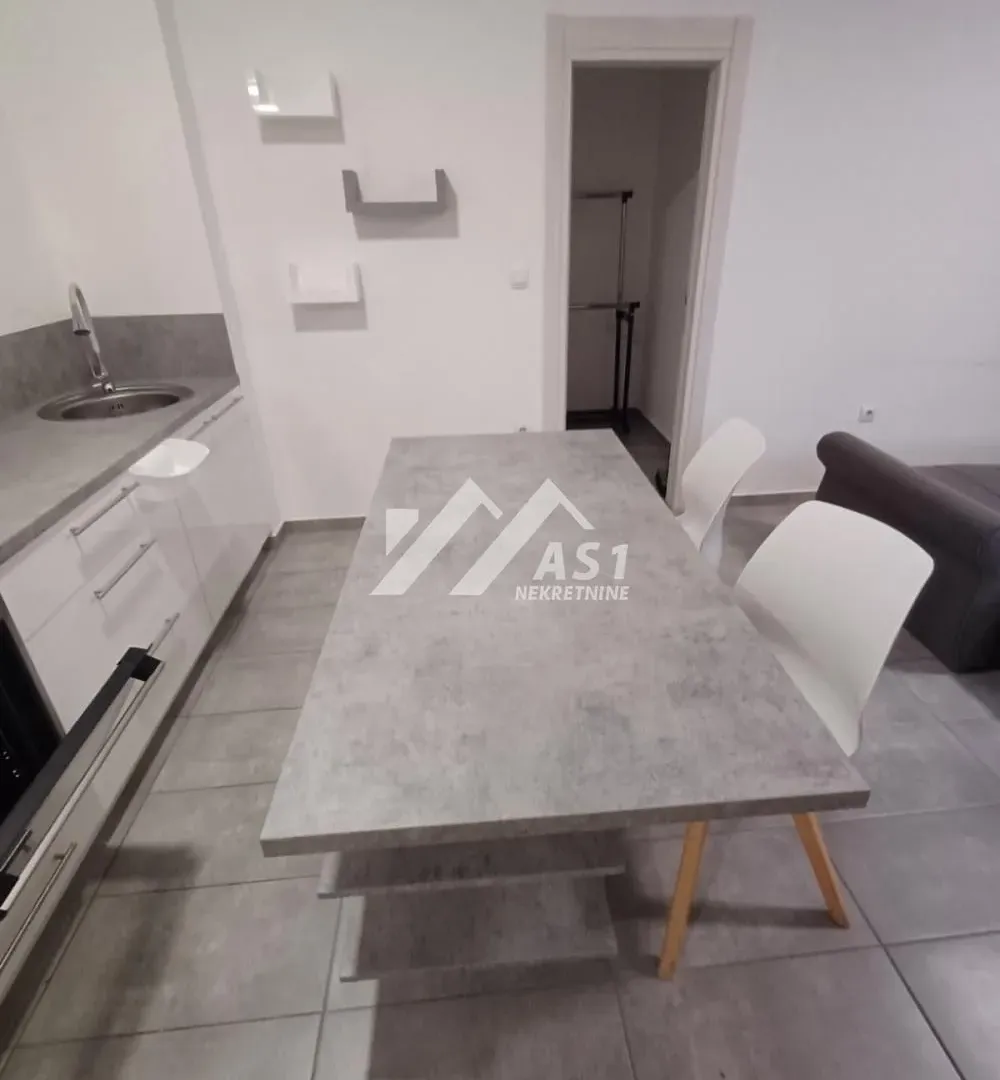 Prodaja, dvosoban stan, 44m², Podbara, Novi Sad Sve Podlokacije