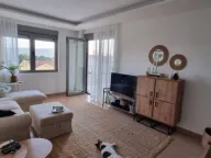 Rent, two bedroom apartment, 90m², Tivat, Crna Gora - image 12