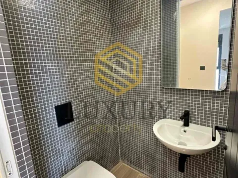 Izdavanje, trosoban stan, 111m², Zagorič, Podgorica - image 4