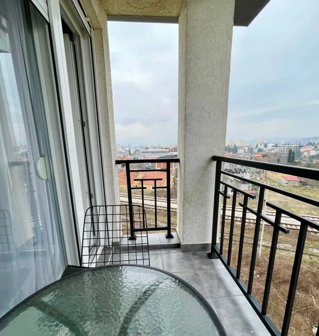 Rent, one bedroom apartment, 44m², Stari Aerodrom, Podgorica