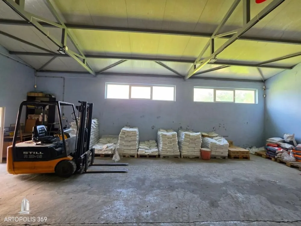 Sale, office space, 447m², Obrenovac, Beograd