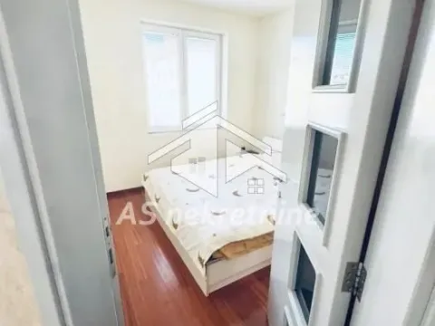 Rent, two bedroom apartment, 60m², Palilula Sve Podlokacije, Beograd - image 16