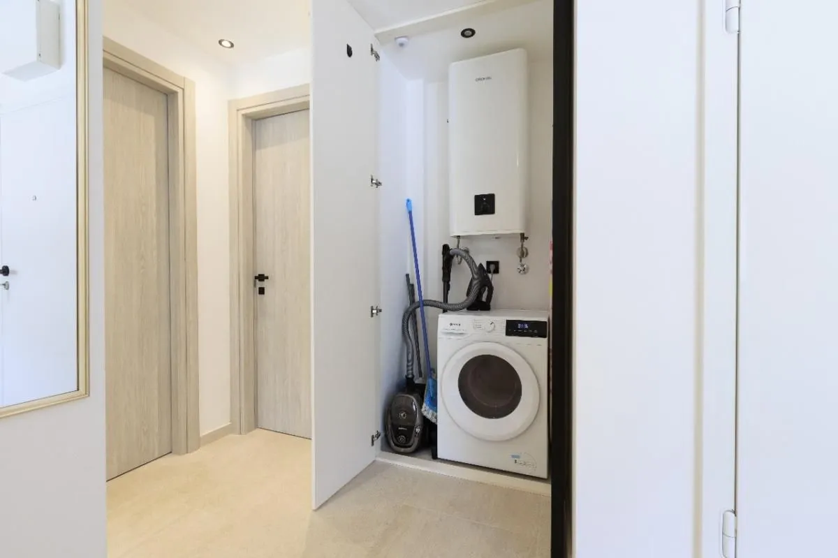 Prodaja, dvosoban stan, 154m², Donja Lastva, Tivat