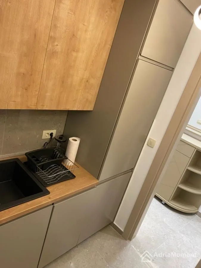 Prodaja, trosoban stan, 81m², Grad, Kotor