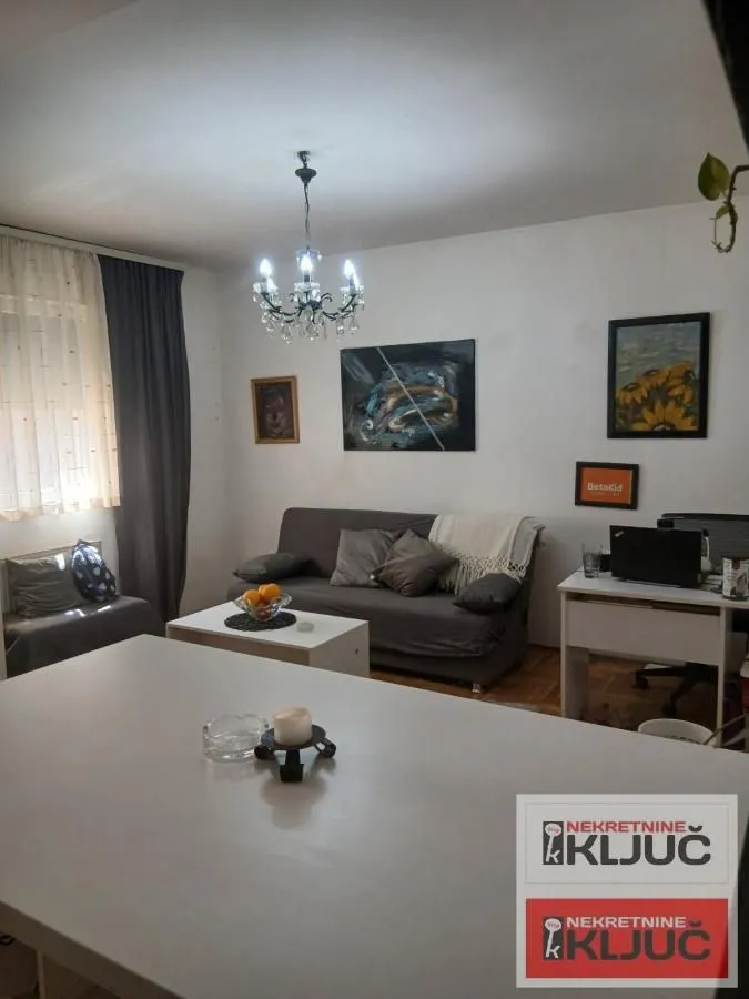 Prodaja, garsonjera, 28m², Podbara, Novi Sad Sve Podlokacije