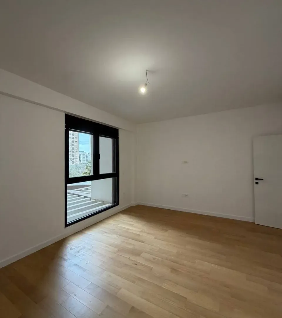 Sale, one bedroom apartment, 54m², Centar, Bar