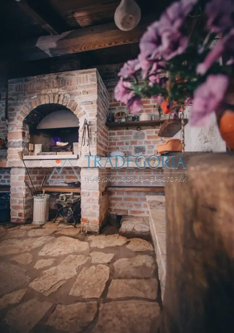 Prodaja, ugostiteljski objekat, 300m², Krimovica, Kotor