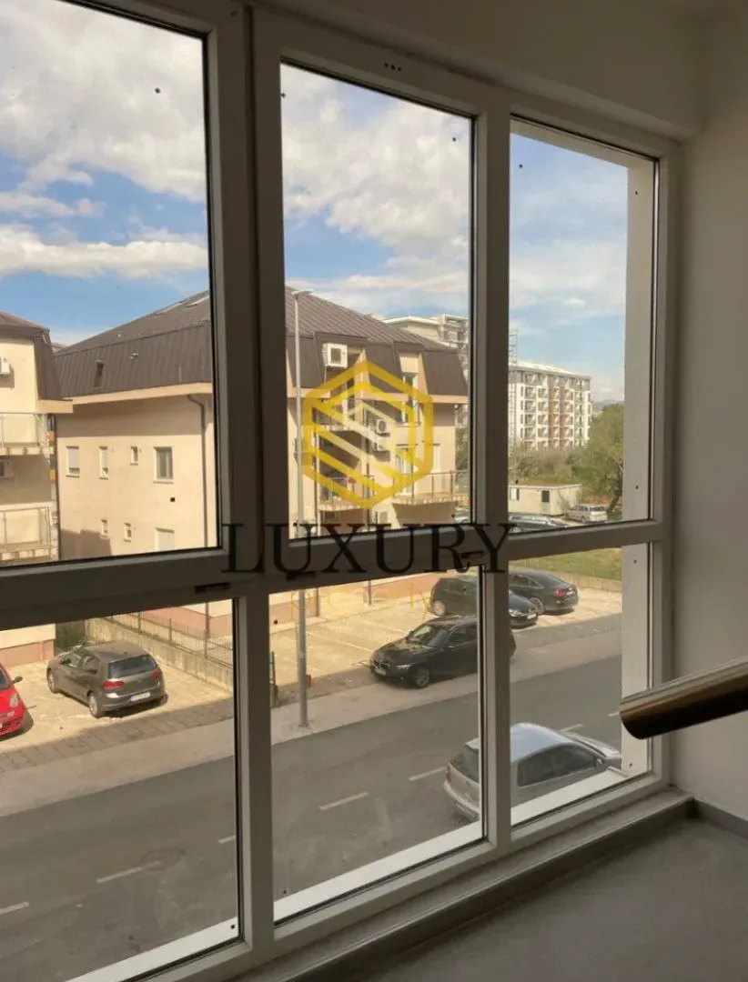 Prodaja, jednosoban stan, 46m², 1 maj, Podgorica