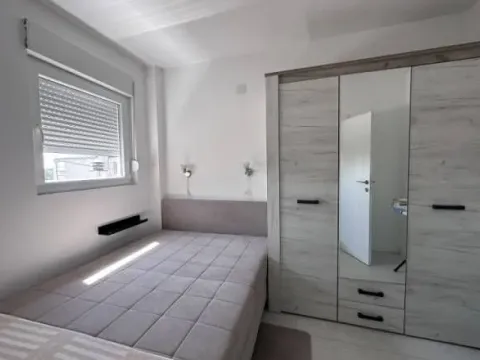 Izdavanje, jednosoban stan, 34m², Topličin venac, Beograd - image 8